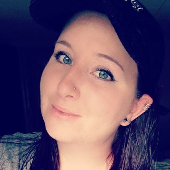 Meet your Posher, Joelle - Picture 1 of 1